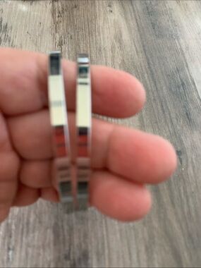 NWOT Classic Silver Hoop  Bracelet- Polished Finish